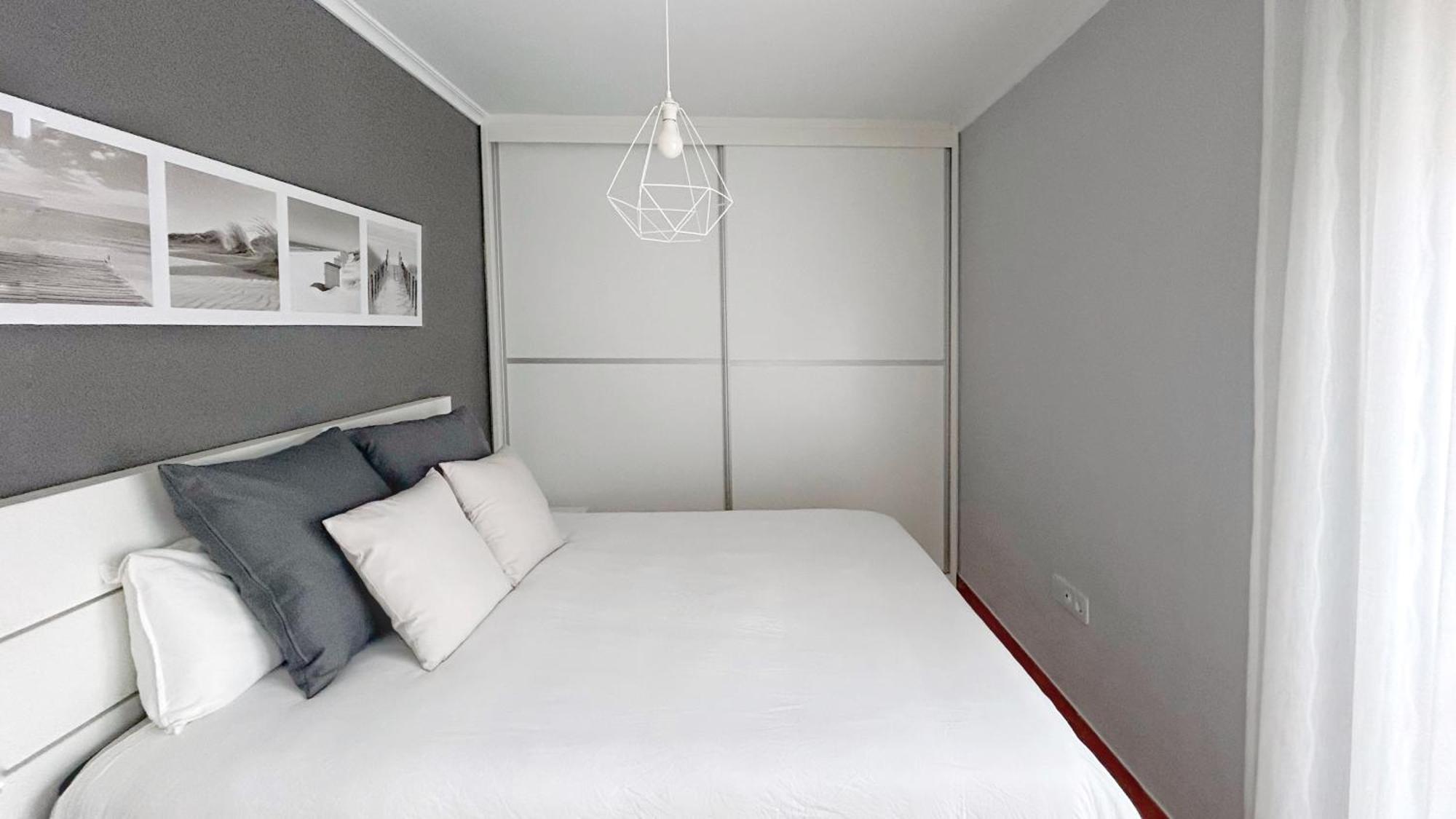 Comillas Bº Casasola - Residencial Lagos Azules - Netflix, Prime, Wifi & Free Indoor Parking المظهر الخارجي الصورة