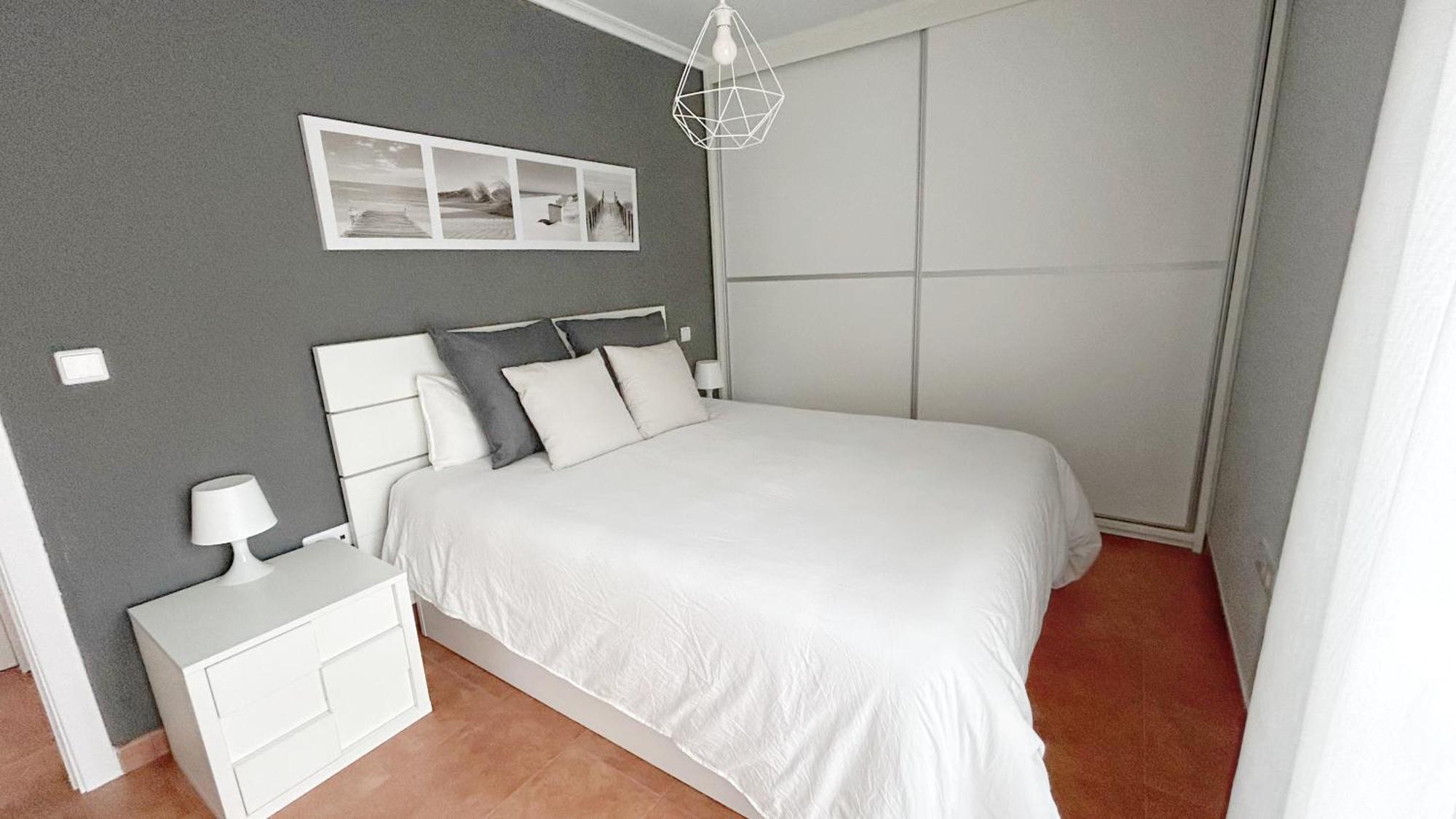 Comillas Bº Casasola - Residencial Lagos Azules - Netflix, Prime, Wifi & Free Indoor Parking المظهر الخارجي الصورة